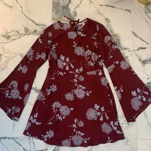 Bell Sleeved Floral Dress